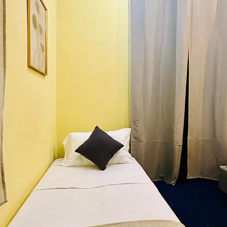 Place 2* Rom