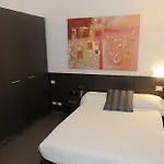 Hotel Place 2*