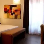 Hotel Place 2*